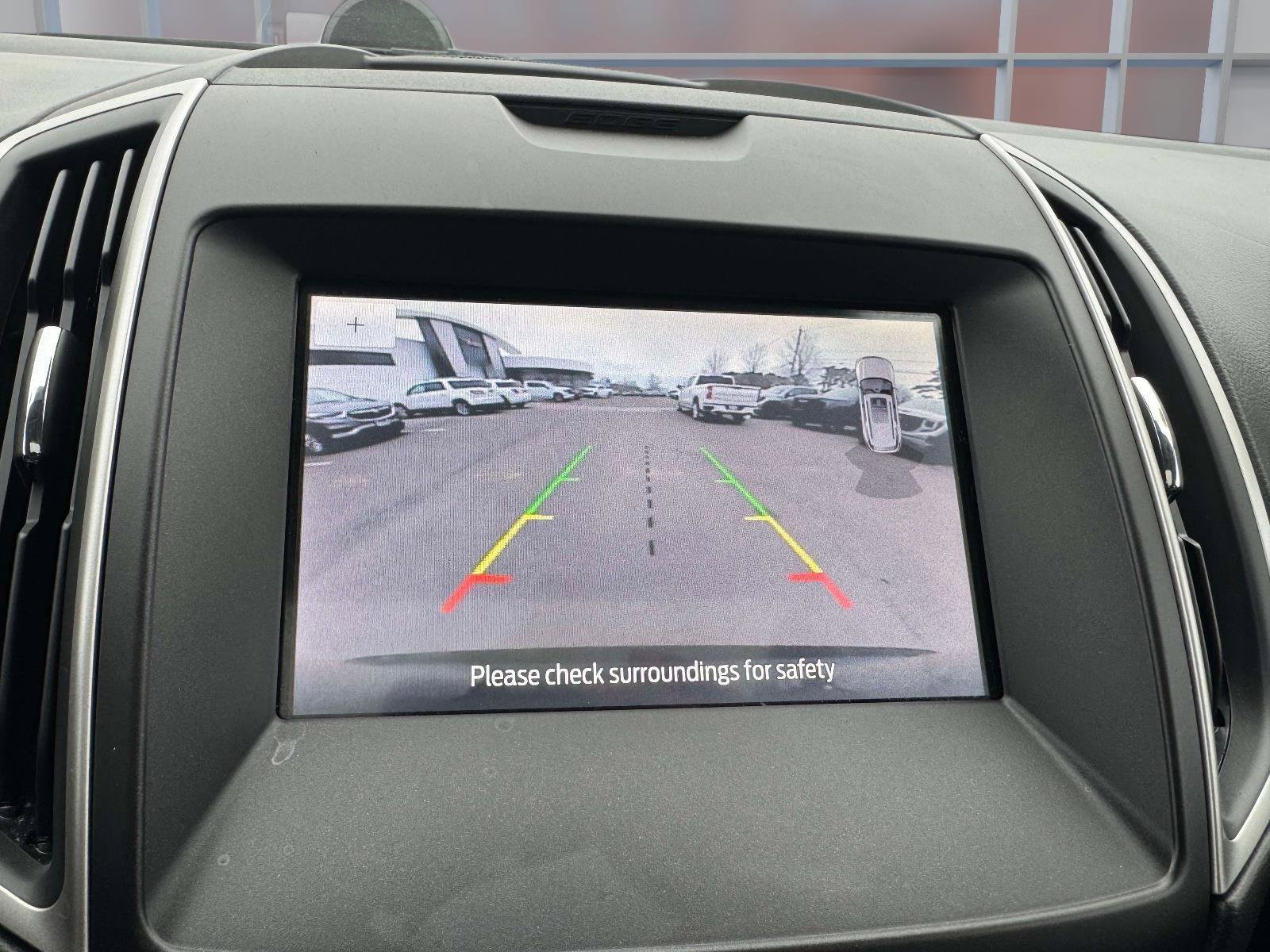 Used 2020 Ford Edge SEL w/ Convenience Package image 30