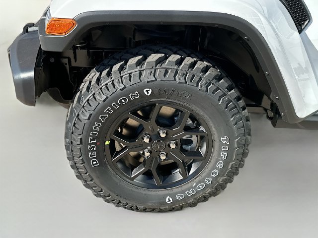 New 2026 Jeep Gladiator Sport AWD/4WD image 31