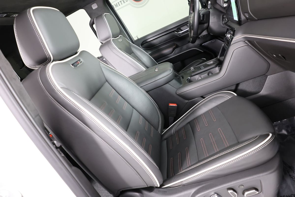Used 2026 GMC Sierra 2500 AT4X AWD/4WD image 42