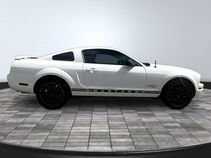 Used 2005 Ford Mustang Premium RWD image 8