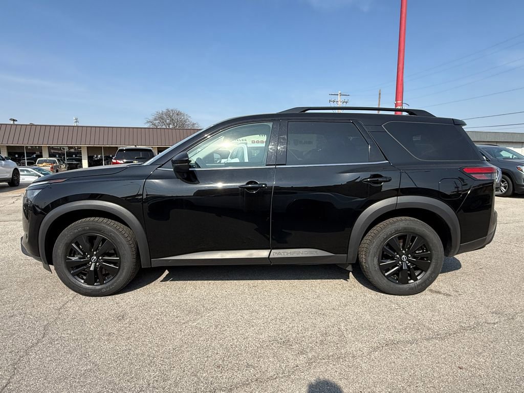 Used 2023 Nissan Pathfinder SV FWD image 32
