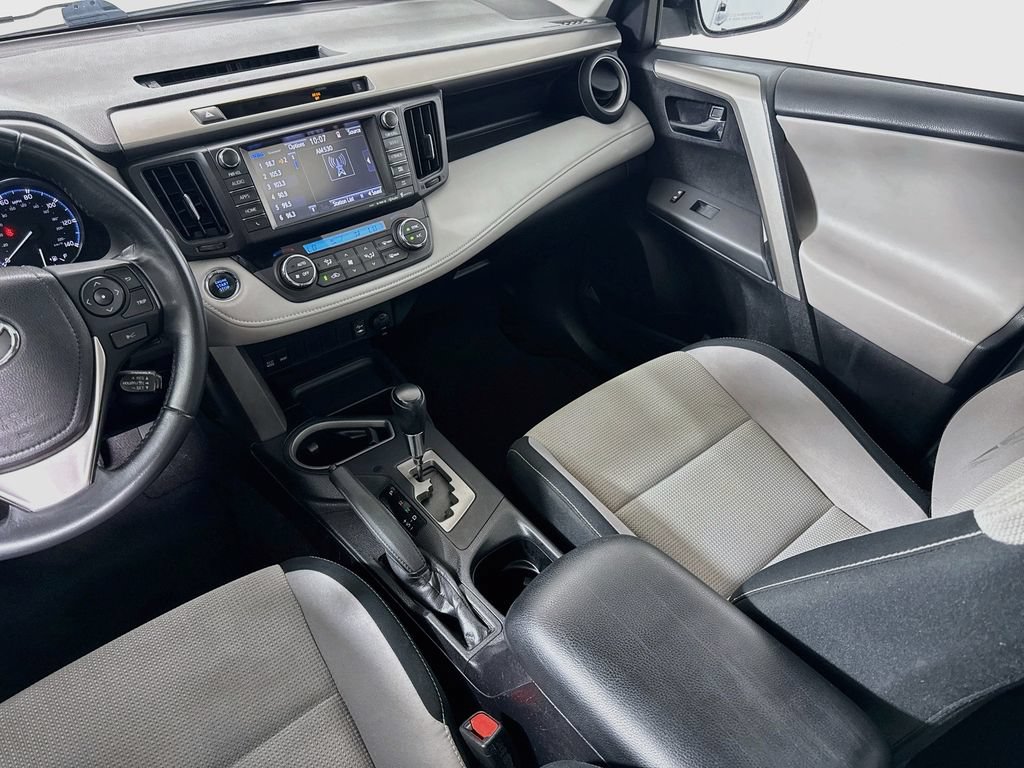 Used 2016 Toyota RAV4 XLE w/ Convenience Package FWD image 22