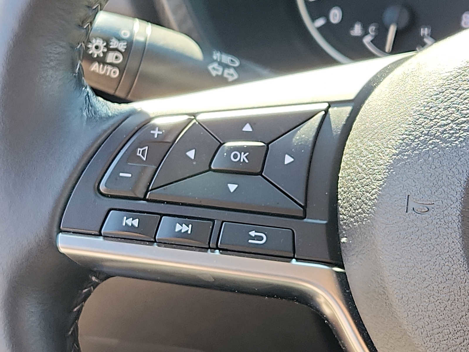 Used 2023 Nissan Sentra SV w/ All-Weather Package image 20