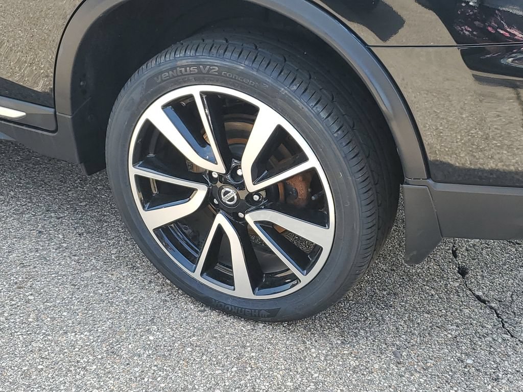 Used 2019 Nissan Rogue SL AWD/4WD image 36