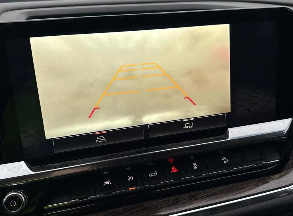 Used 2023 GMC Sierra 1500 SLE image 3