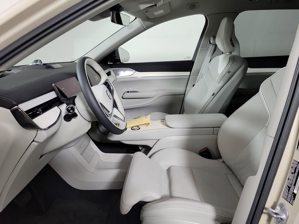 Certified 2025 Volvo EX90 Ultra AWD/4WD image 22