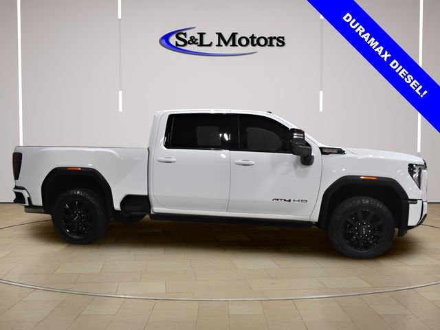 Used 2025 GMC Sierra 2500 AT4 w/ AT4 Premium Plus Package AWD/4WD image 11