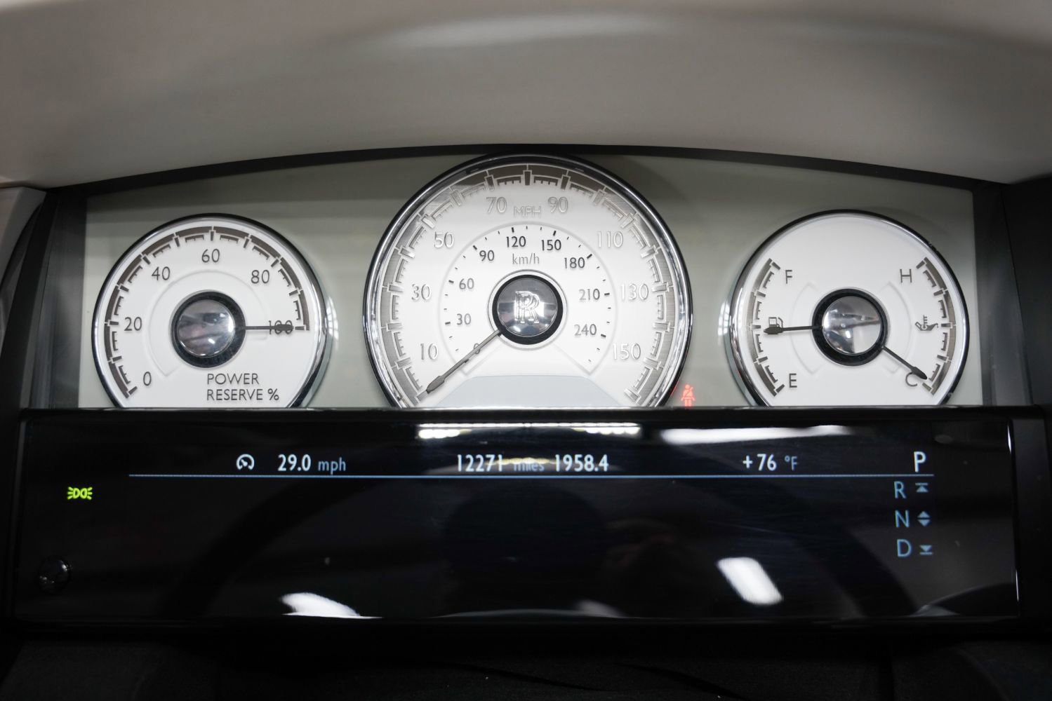 Used 2017 Rolls-Royce Dawn image 40