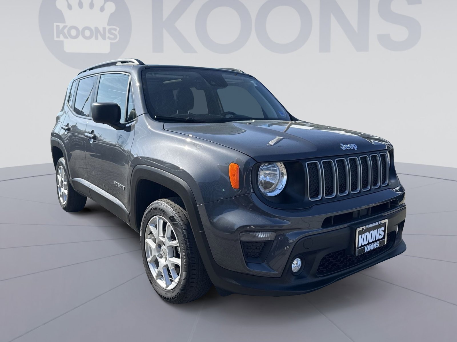 Used 2023 Jeep Renegade Latitude w/ Sun/Sound Group image 10