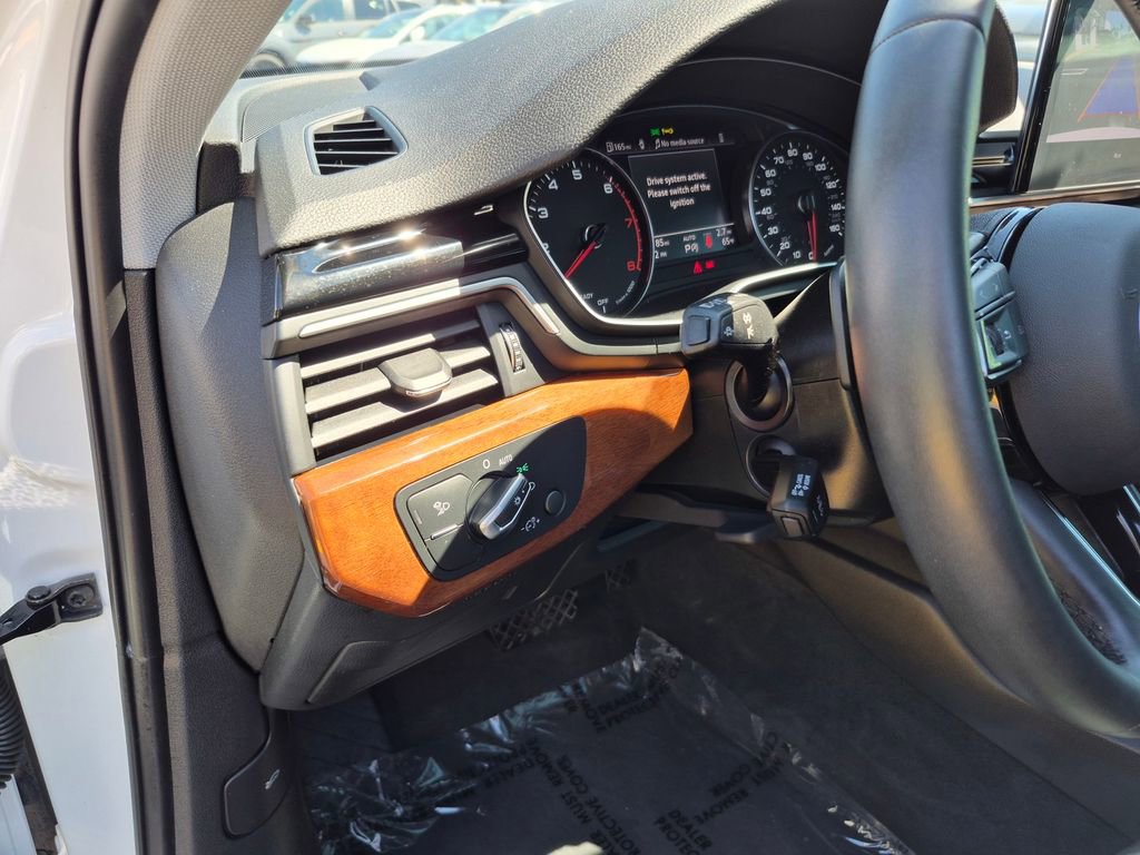 Used 2023 Audi A4 2.0T Premium image 14