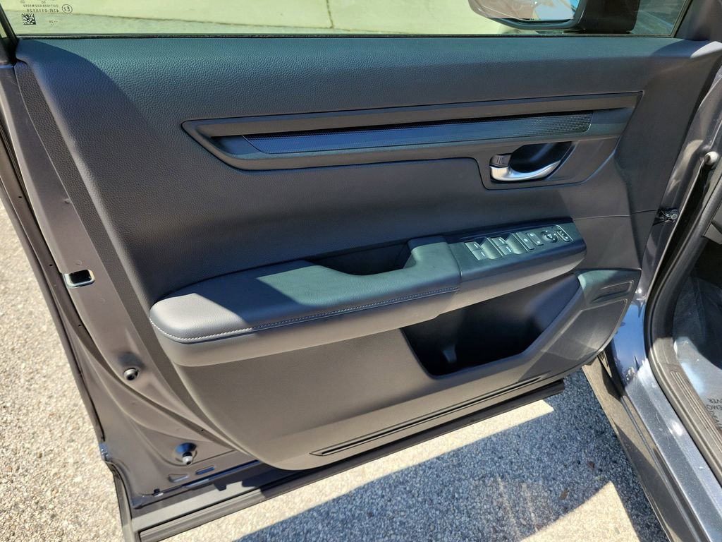 Used 2025 Honda CR-V EX image 18