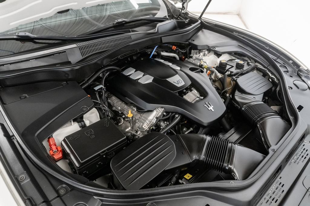 Used 2022 Maserati Levante GT image 4