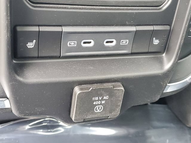 New 2026 RAM 1500 Laramie w/ Night Edition AWD/4WD image 11