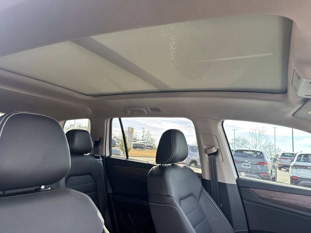 New 2025 Volkswagen Atlas SEL image 23