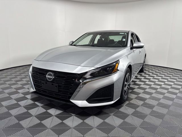 Used 2023 Nissan Altima 2.5 S image 1