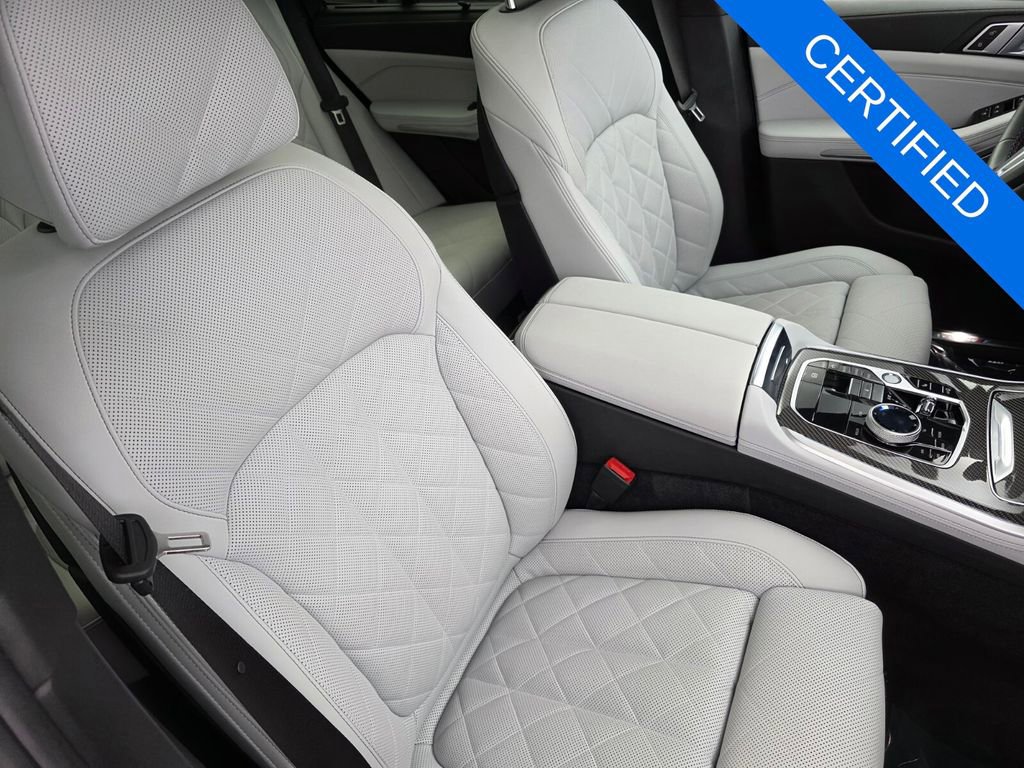 Certified 2024 BMW X5 M60i AWD/4WD image 28
