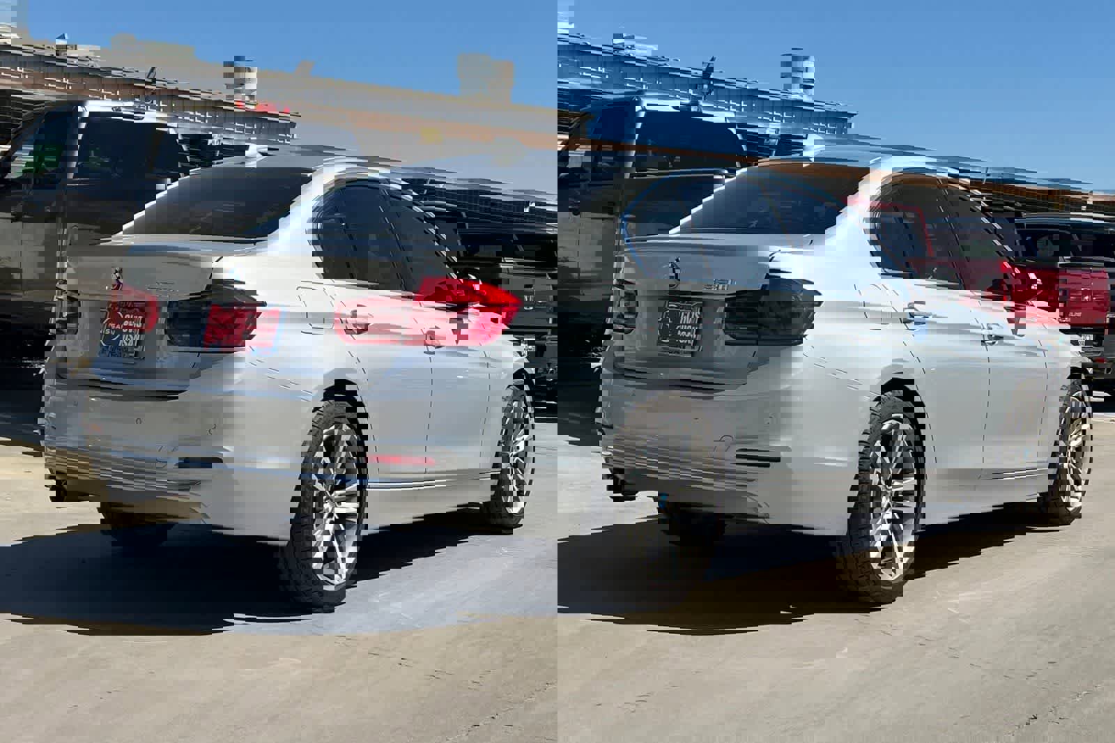 Used 2017 BMW 330i Sedan image 3