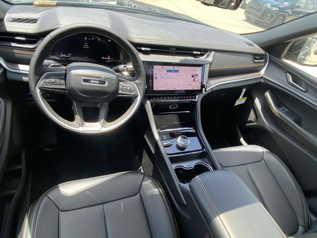 New 2026 Jeep Grand Cherokee L Limited AWD/4WD image 36