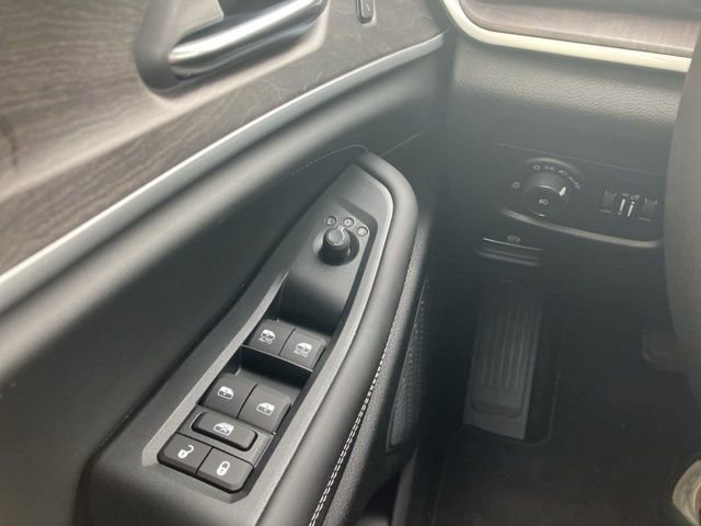 New 2026 Jeep Grand Cherokee Limited AWD/4WD image 16