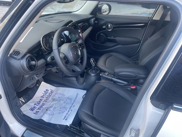 Certified 2023 MINI Cooper 4-Door Hardtop image 19