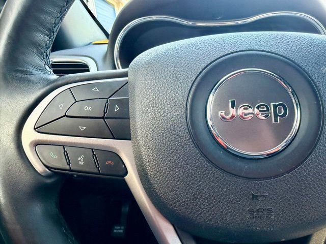 Used 2018 Jeep Grand Cherokee Altitude AWD/4WD image 28