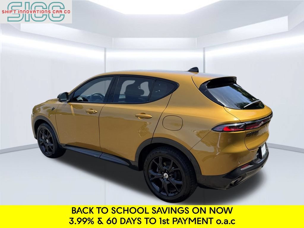 Used 2024 Dodge Hornet R/T w/ R/T Blacktop Package AWD/4WD image 4