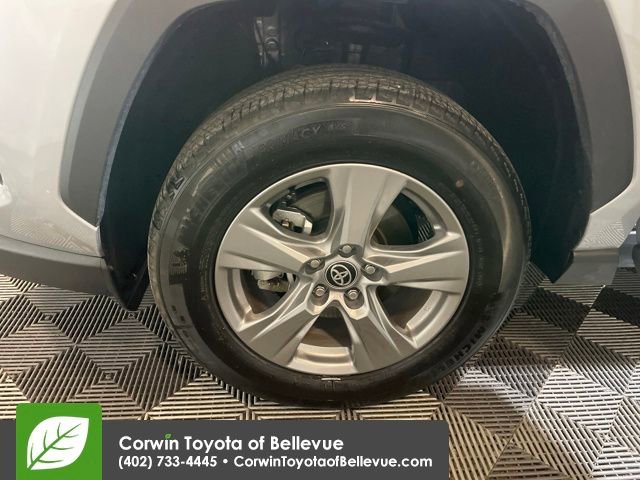 Used 2025 Toyota RAV4 XLE image 25