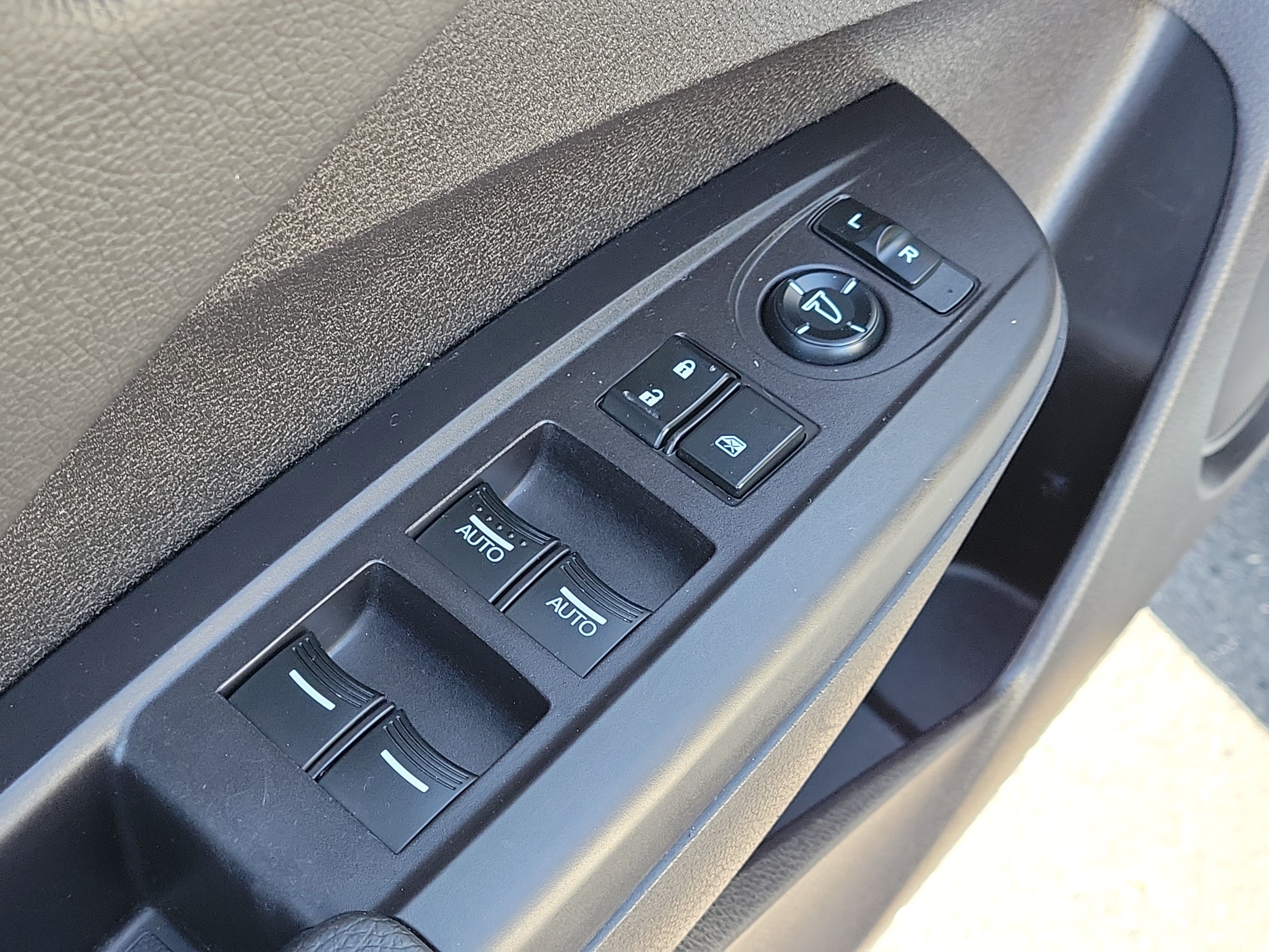 Used 2017 Acura RDX FWD image 19