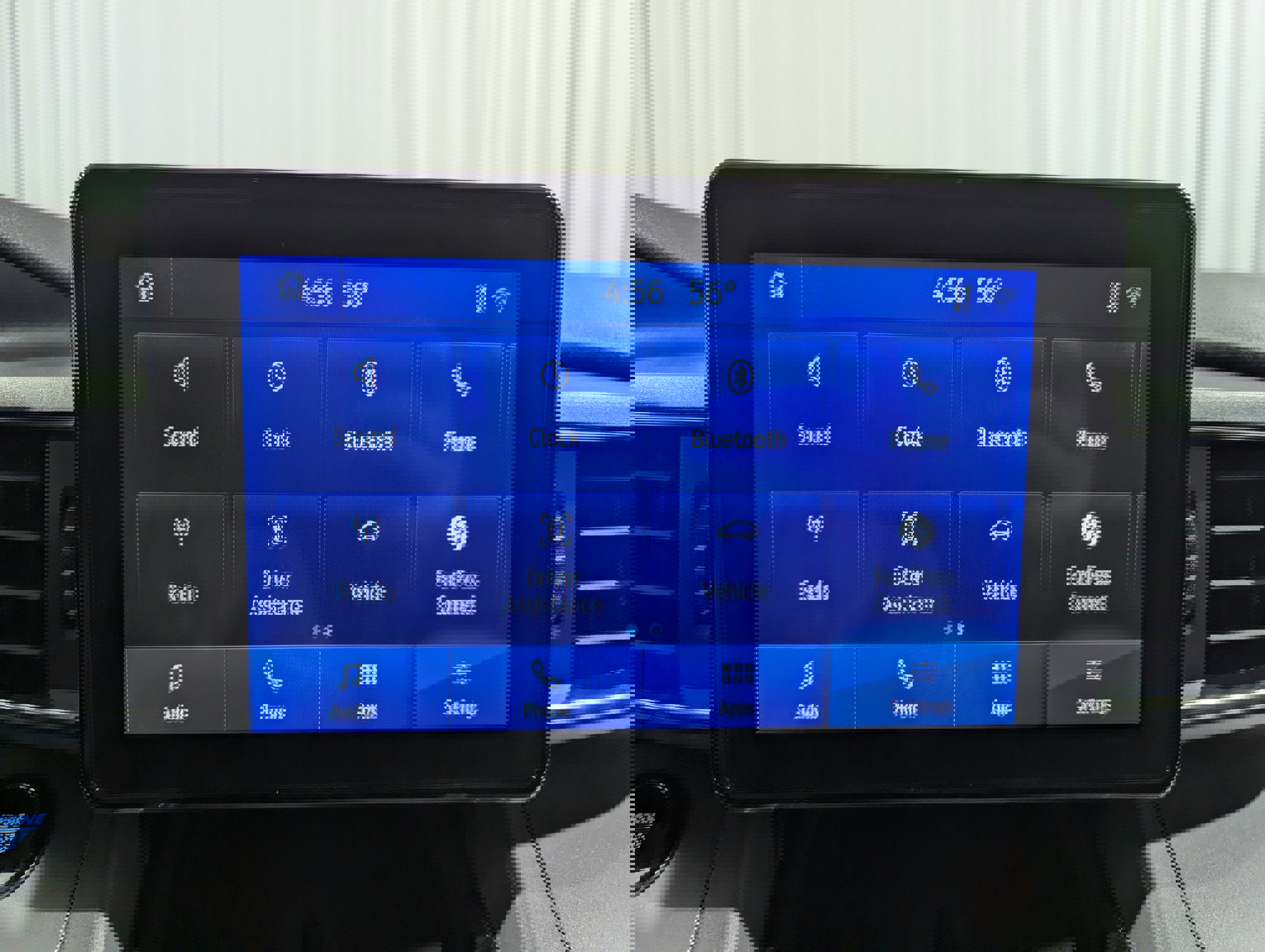 Used 2023 Ford Explorer XLT w/ Equipment Group 202A image 23