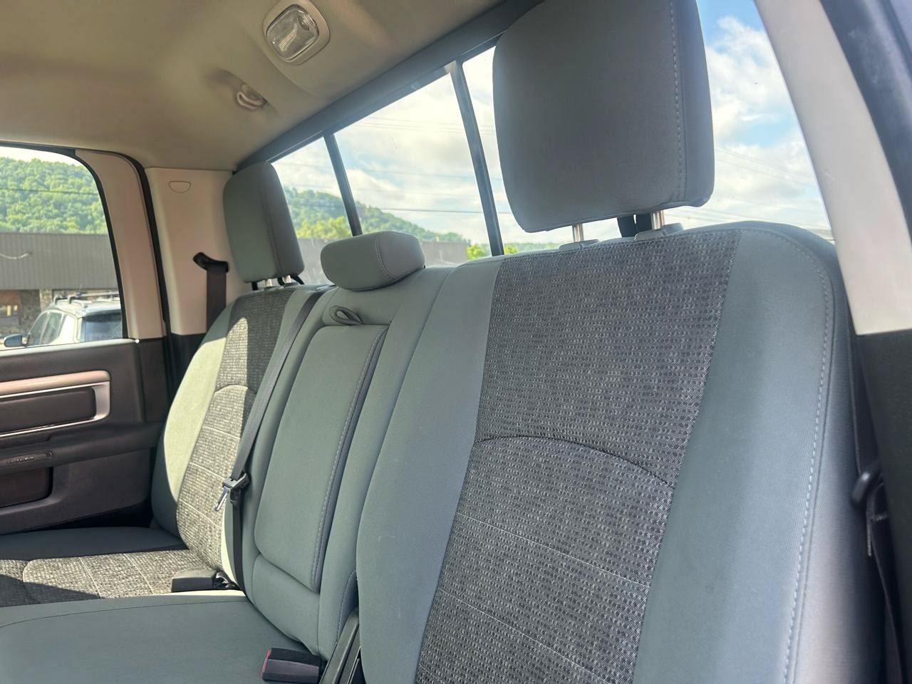 Used 2015 RAM 1500 Outdoorsman AWD/4WD image 32