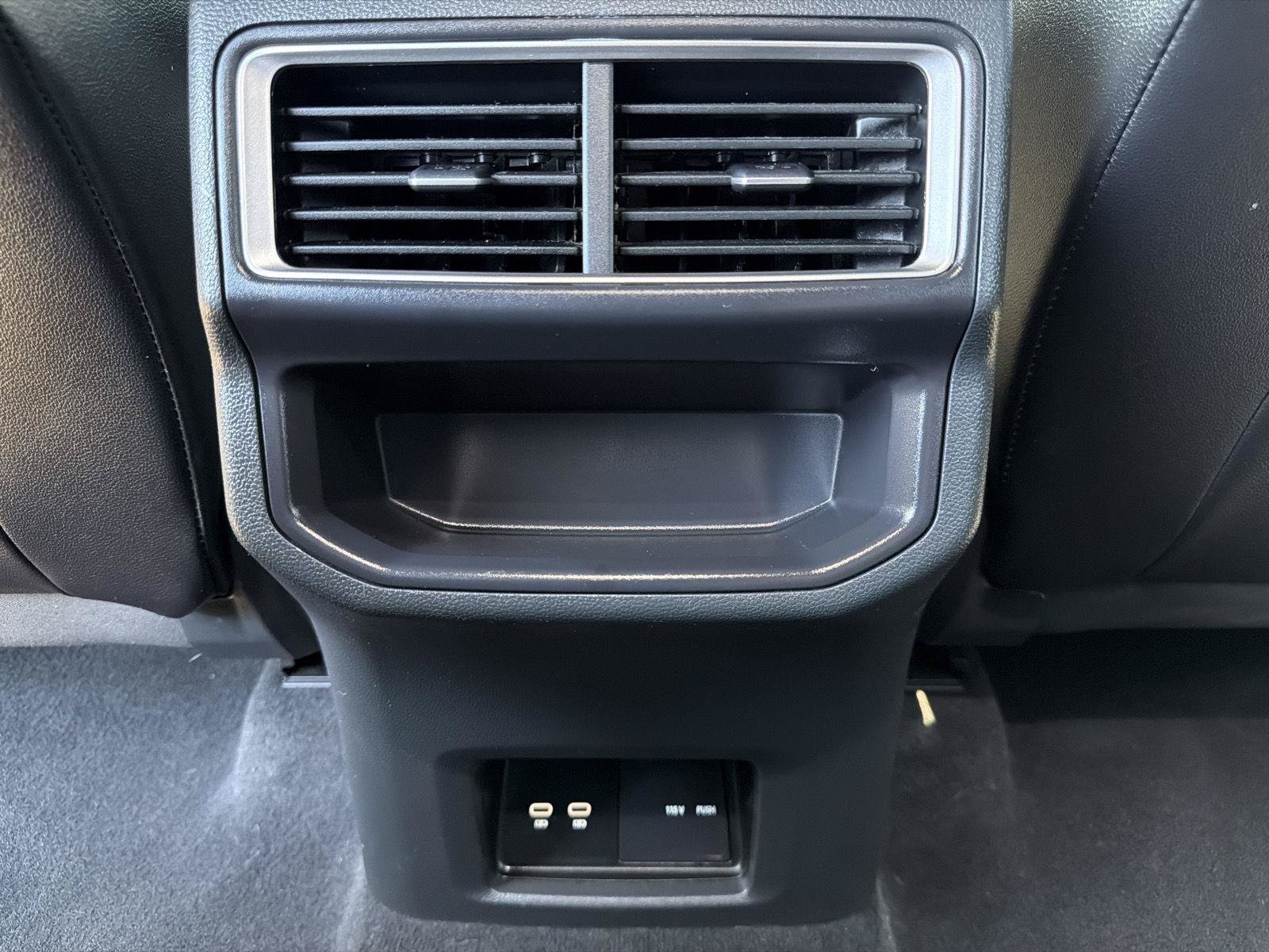 Used 2024 Volkswagen Atlas Cross Sport SE FWD image 35