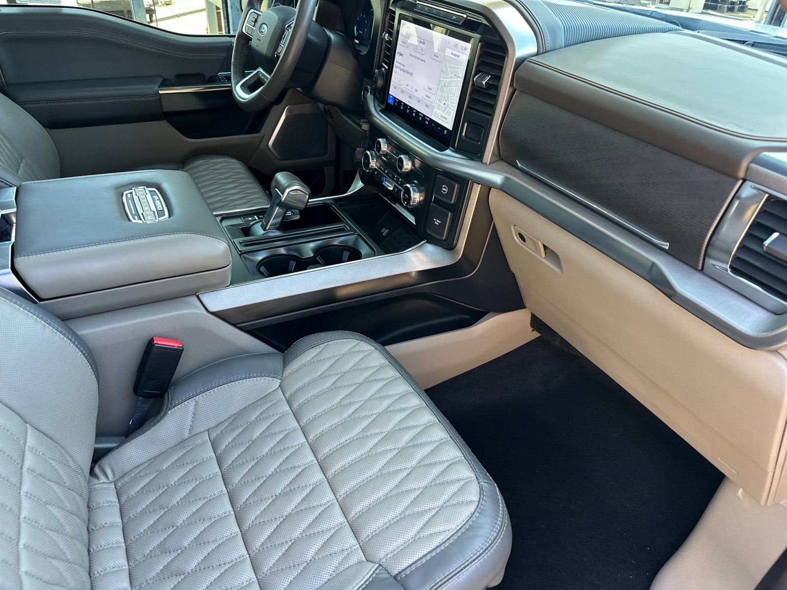 Used 2024 Ford F150 Platinum w/ Equipment Group 703A Plus AWD/4WD image 18