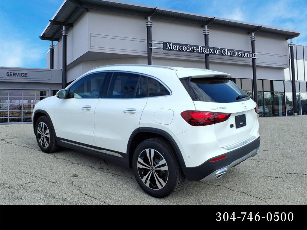 Used 2026 Mercedes-Benz GLA 250 4MATIC image 5