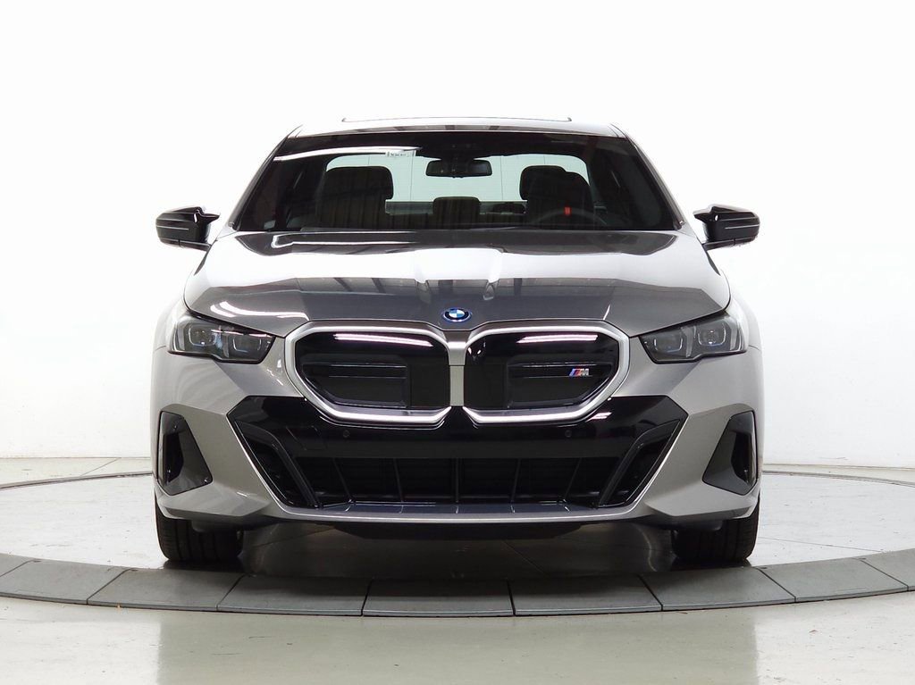 New 2025 BMW i5 M60 image 2