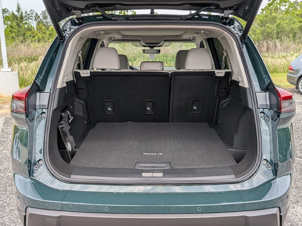 New 2026 Nissan Rogue Dark Armor FWD image 30