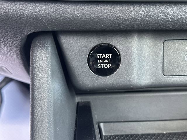 Used 2024 Nissan Rogue SV image 19