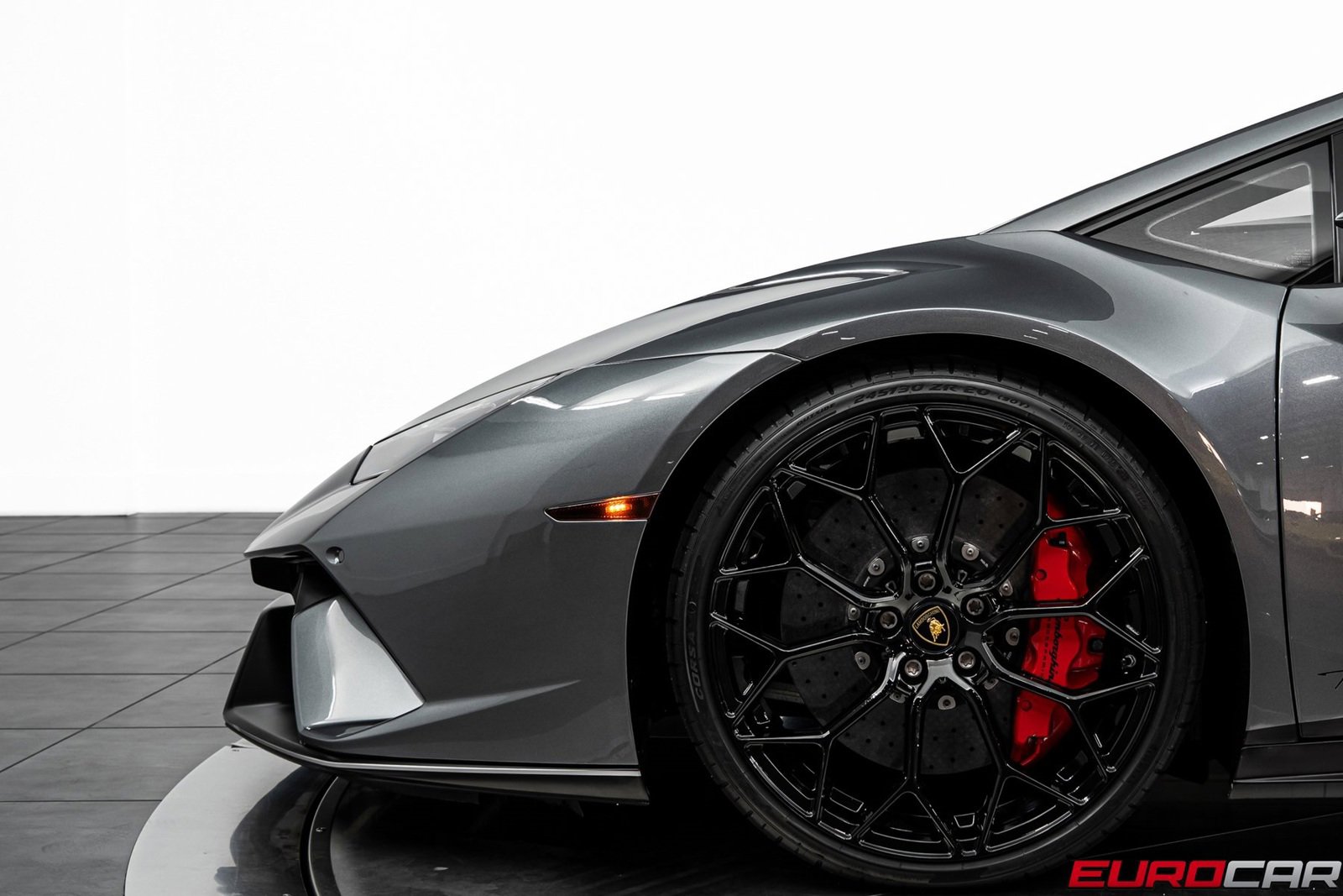 Used 2018 Lamborghini Huracan Performante image 15