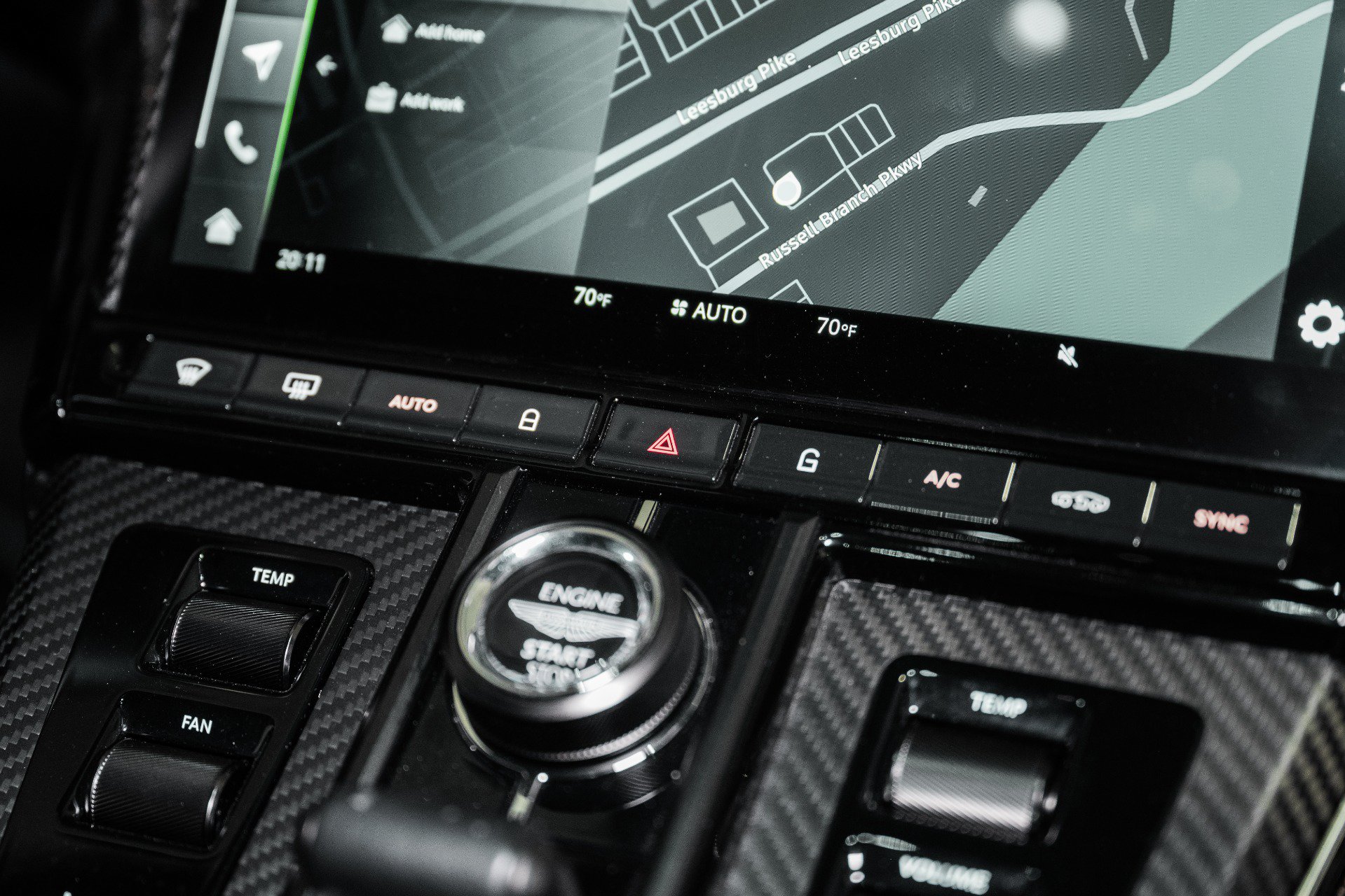 Used 2025 Aston Martin V8 Vantage Coupe RWD image 23