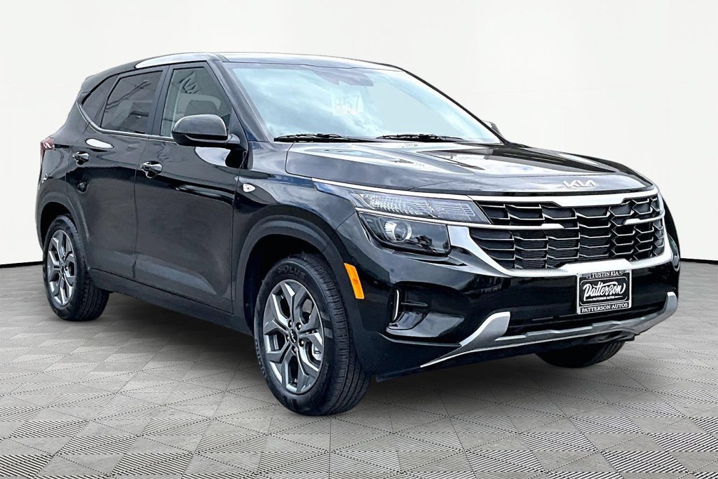 Used 2026 Kia Seltos LX AWD/4WD image 6