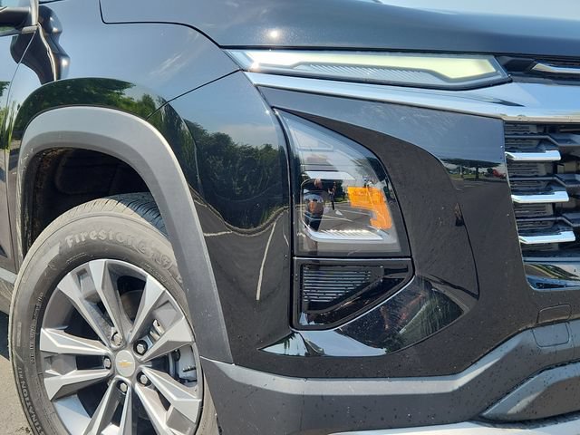New 2027 Chevrolet Equinox LT w/ LPO, Floor Liner Package FWD image 9