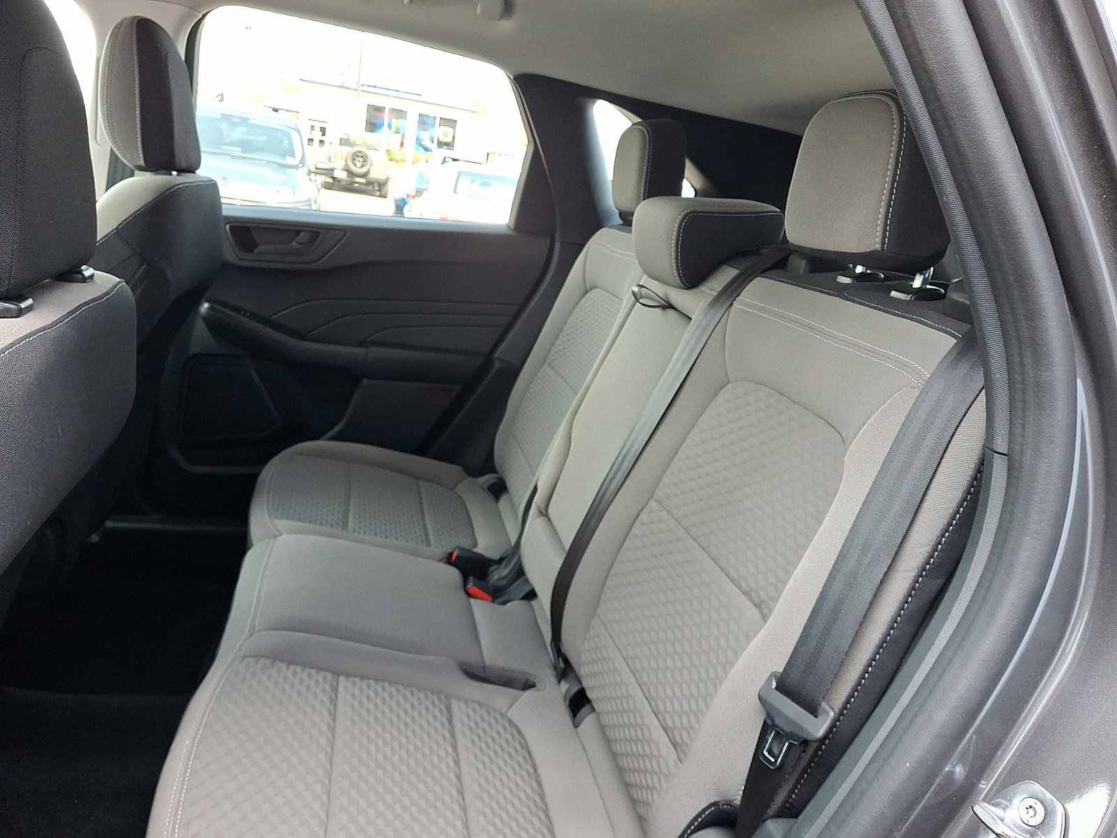 Certified 2022 Ford Escape SE w/ SE Sport Appearance Package image 11