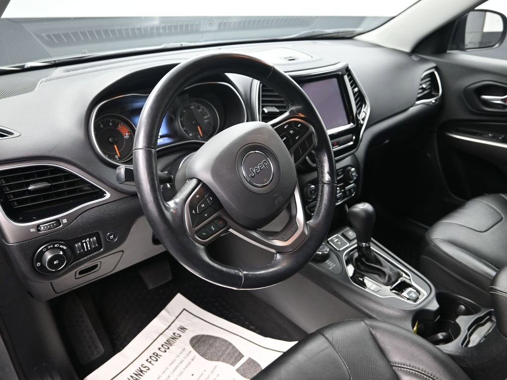 Used 2020 Jeep Cherokee Limited image 13