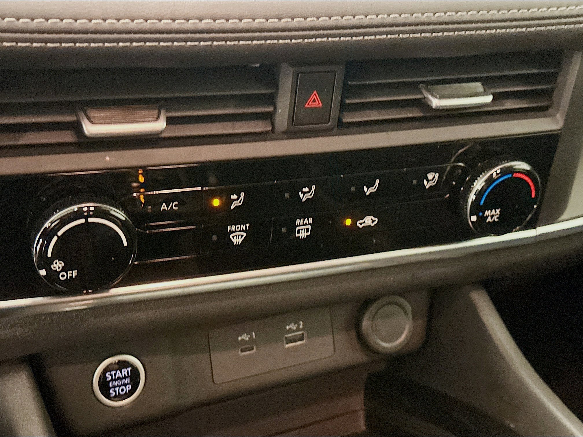 Used 2023 Nissan Rogue S image 23