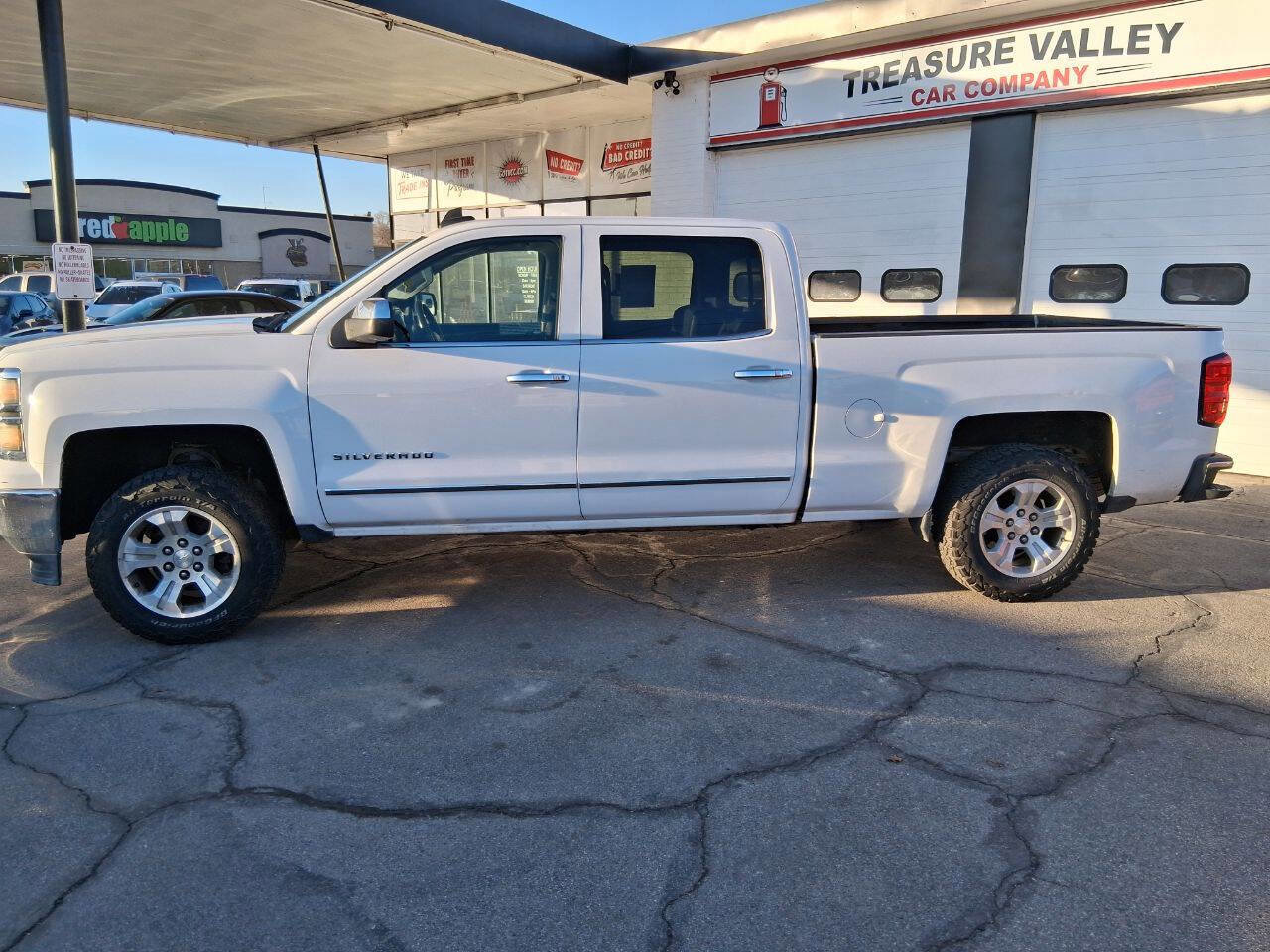 Used 2015 Chevrolet Silverado 1500 LTZ image 2