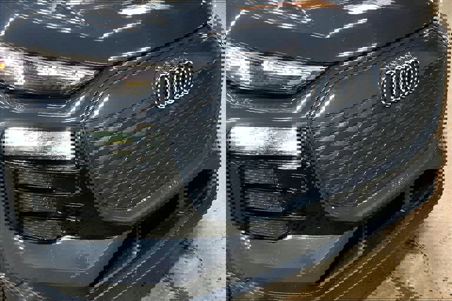 Certified 2025 Audi Q6 e-tron Premium Plus w/ Premium Plus image 32