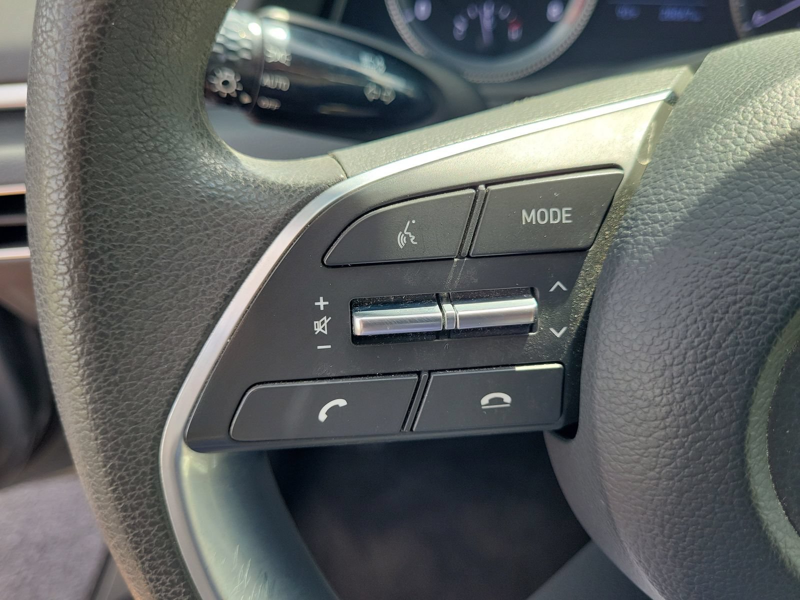 Used 2023 Hyundai Sonata SE FWD image 16