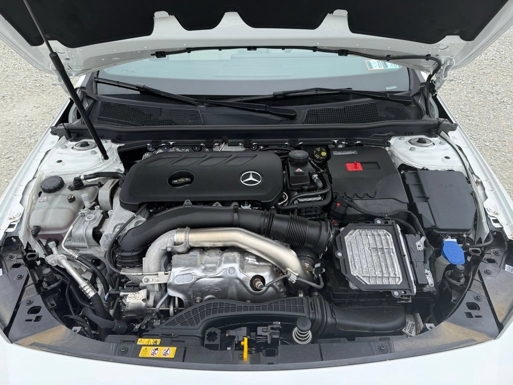 Used 2025 Mercedes-Benz CLA 250 4MATIC image 18