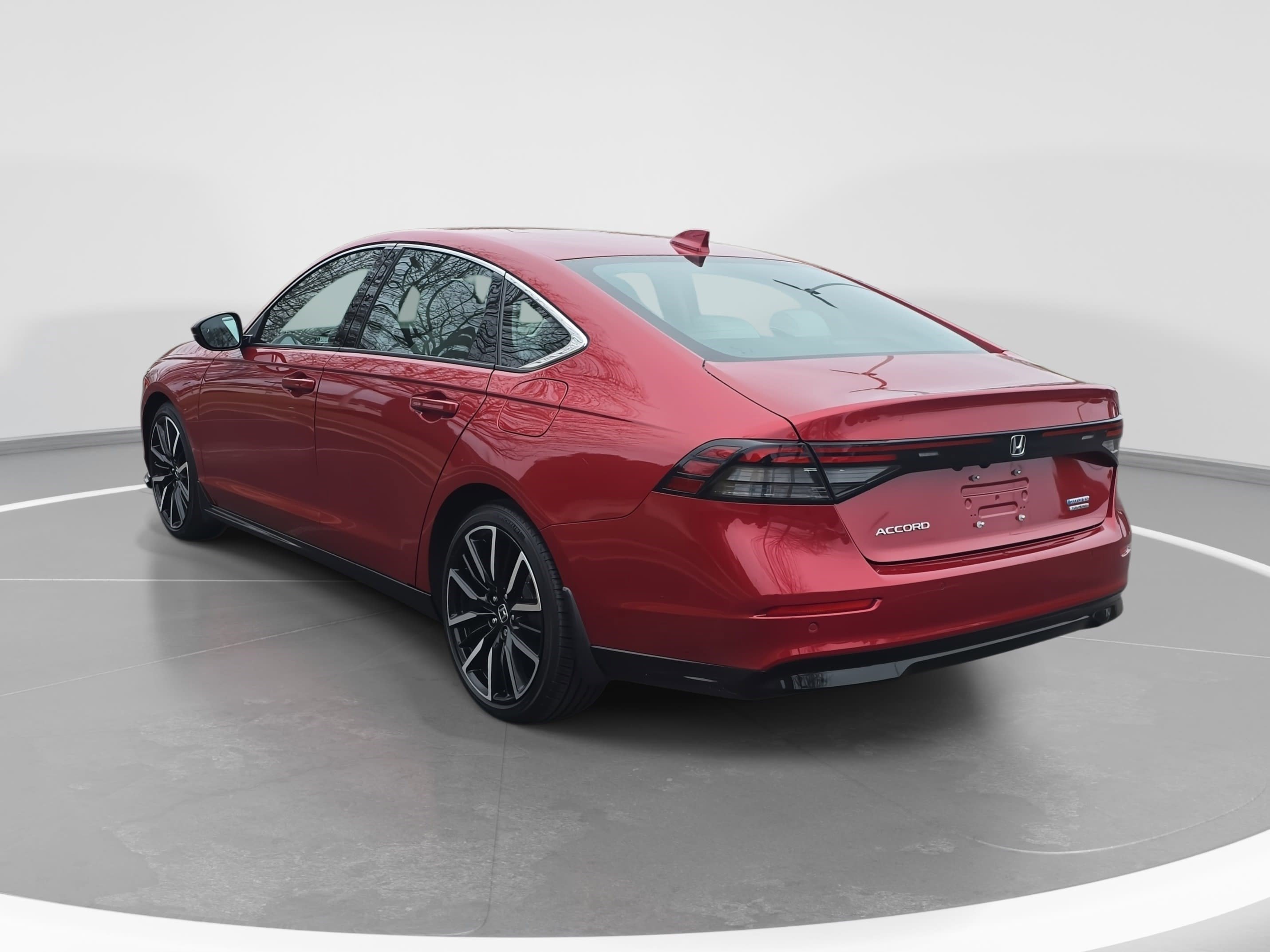 Used 2023 Honda Accord Touring image 7