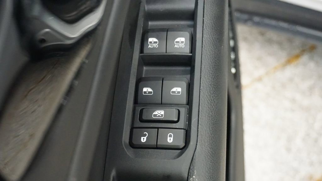 New 2026 Jeep Compass Latitude image 34