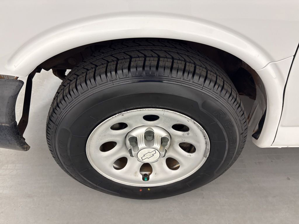 Used 2014 Chevrolet Express 1500 LS RWD image 15